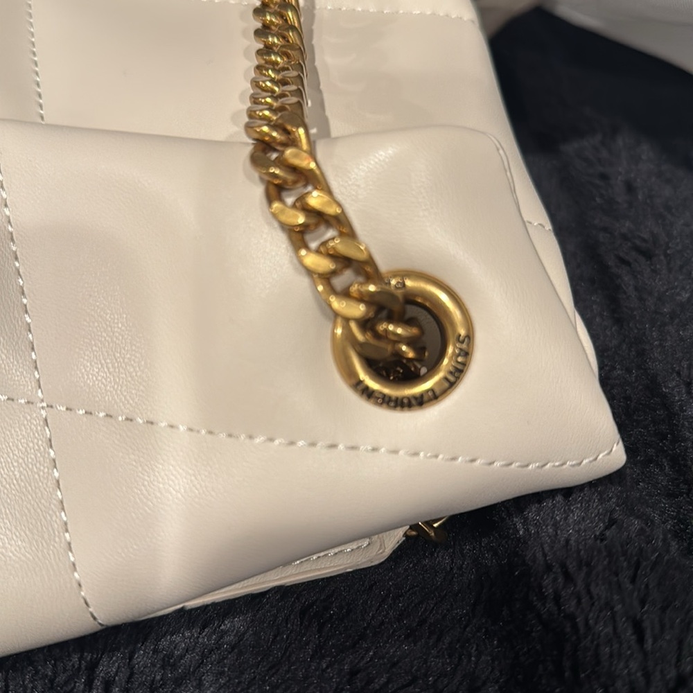 Yves Saint Laurent LouLou Puffer Medium in Blanc Vintage. - Picture 3 of 11